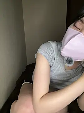 Snapshot of rin_15 chatting on 06/07/26, 01:11 rin 15 online show from 06/07/26, 01:11