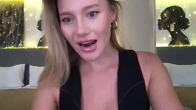 Stella muse online show from 01/12/26, 02:29