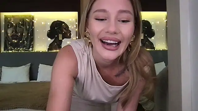 Snapshot of Stella_muse chatting on 02/09/26, 04:54 Stella muse online show from 02/09/26, 04:54