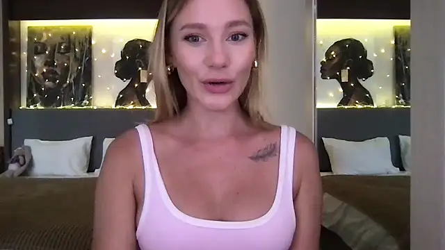 Stella muse online show from 01/14/26, 04:05