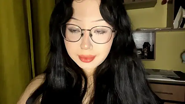 KateWhisp online show from 01/12/26, 05:20