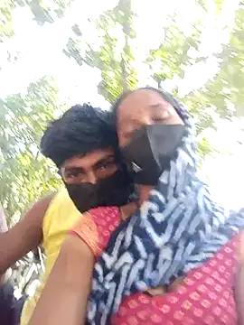 Shivanisingh4 online show from 04/14/26, 09:25