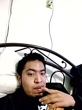 luissfert7y5 online show from 01/12/26, 02:18