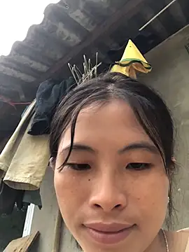 Snapshot of sun-shii chatting on 06/19/26, 12:49 sun-shii online show from 06/19/26, 12:49