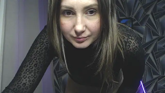 NikkiKiss    online show from 03/31/26, 06:43