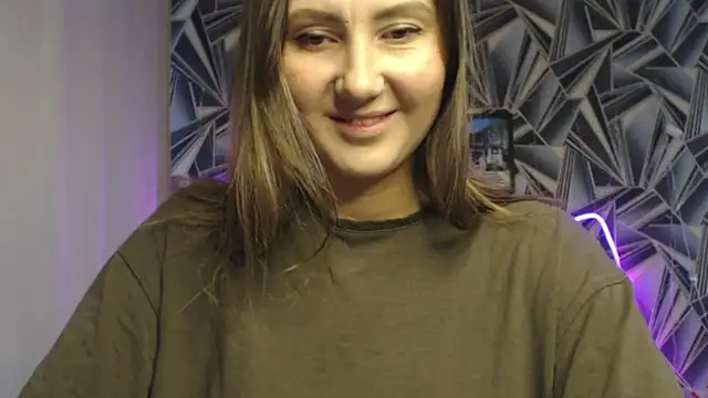 NikkiKiss    online show from 05/29/26, 12:27