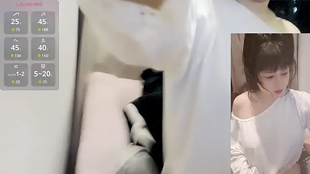 Mia-zhan online show from 02/07/26, 02:36