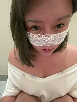 Snapshot of Mia-zhan chatting on 07/22/26, 06:32 Mia-zhan online show from 07/22/26, 06:32
