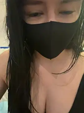 Mia-zhan online show from 04/12/26, 08:34