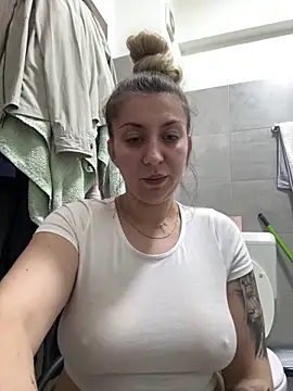 dalia0710 online show from 04/16/26, 09:39