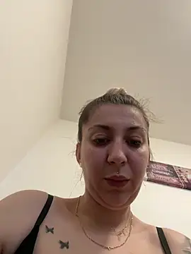 dalia0710 online show from 03/23/26, 01:33