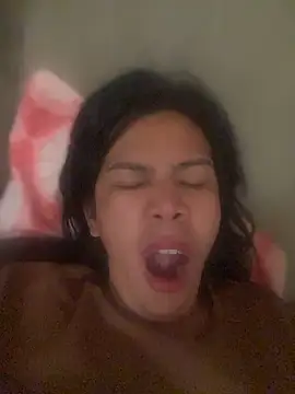 BriannaCruz24 online show from 05/15/26, 01:03
