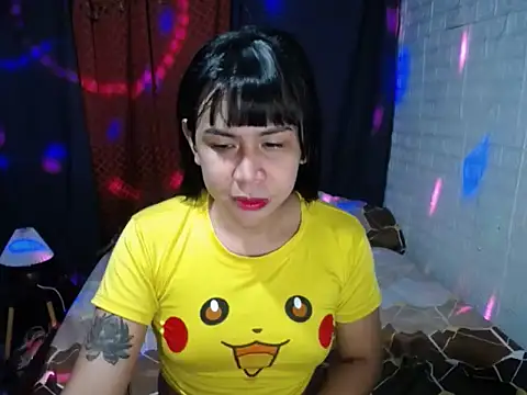 BriannaCruz24 online show from 04/20/26, 11:35