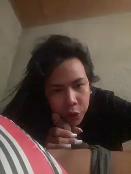 Snapshot of BriannaCruz24 chatting on 06/24/26, 12:42 BriannaCruz24 online show from 06/24/26, 12:42