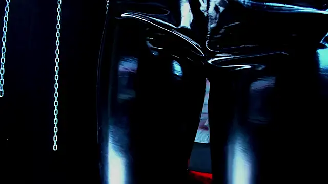 LucyStonne online show from 04/08/26, 09:49