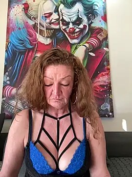 gabi-milf online show from 02/18/26, 08:11