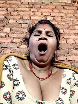 Hot di97 online show from 03/08/26, 02:04