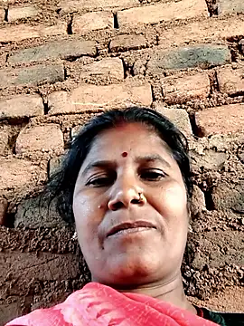 Hot di97 online show from 03/01/26, 03:06