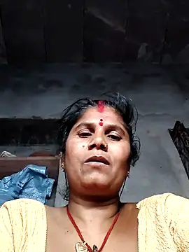 Hot di97 online show from 05/11/26, 01:45
