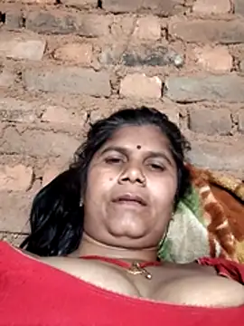 Hot di97 online show from 04/12/26, 02:09