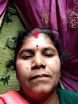 Hot di97 online show from 02/19/26, 08:28