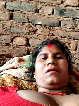 Hot di97 online show from 04/01/26, 10:16