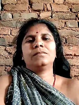 Hot di97 online show from 02/23/26, 07:20