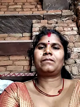 Hot di97 online show from 02/23/26, 08:31