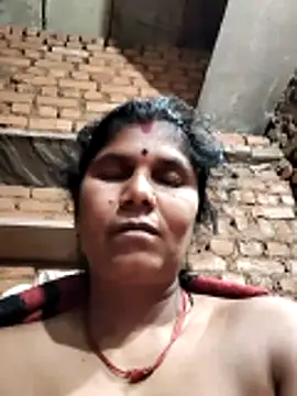 Hot di97 online show from 02/12/26, 07:57