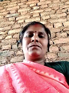 Hot di97 online show from 03/06/26, 10:43