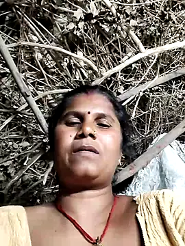 Snapshot of Hot_di97 chatting on 07/11/26, 03:12 Hot di97 online show from 07/11/26, 03:12