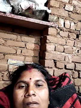 Hot di97 online show from 02/14/26, 08:53