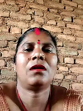 Hot di97 online show from 02/24/26, 10:38