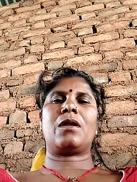 Snapshot of Hot_di97 chatting on 06/11/26, 03:03 Hot di97 online show from 06/11/26, 03:03
