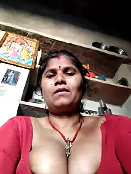 Hot di97 online show from 04/22/26, 03:02