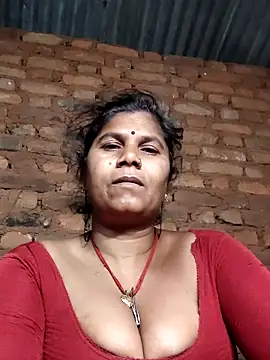 Hot di97 online show from 04/18/26, 08:53