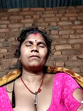 Hot di97 online show from 04/17/26, 11:07