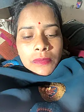 Snapshot of Hot_bh64 chatting on 01/17/26, 05:05 Hot bh64 online show from 01/17/26, 05:05