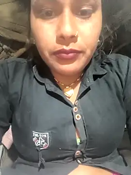 Snapshot of Hot_bh64 chatting on 02/16/26, 02:16 Hot bh64 online show from 02/16/26, 02:16