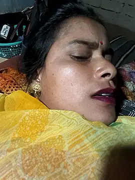 Snapshot of Hot_bh64 chatting on 01/13/26, 05:28 Hot bh64 online show from 01/13/26, 05:28