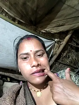 Snapshot of Hot_bh64 chatting on 02/13/26, 01:22 Hot bh64 online show from 02/13/26, 01:22