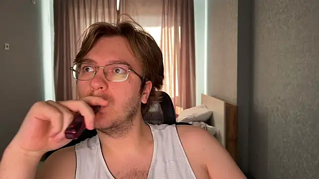 HairyVit online show from 03/02/26, 07:37