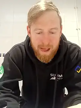 Hertsguy1984 online show from 01/12/26, 01:40