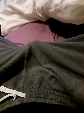 Hertsguy1984 online show from 02/04/26, 11:55