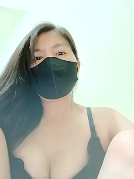 Lyly-68688 online show from 05/05/26, 03:42