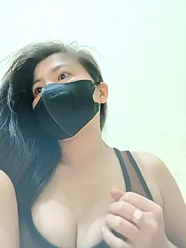 Lyly-68688 online show from 04/04/26, 01:12