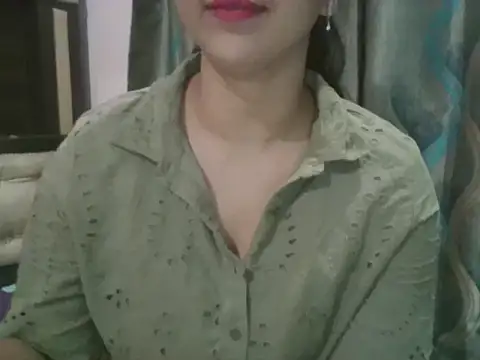 Snapshot of Adaa7 chatting on 07/13/26, 04:50 Adaa7 online show from 07/13/26, 04:50