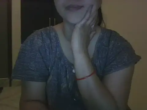 Snapshot of Adaa7 chatting on 05/02/26, 09:47 Adaa7 online show from 05/02/26, 09:47