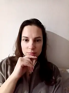 She-Moon online show from 04/11/26, 05:49