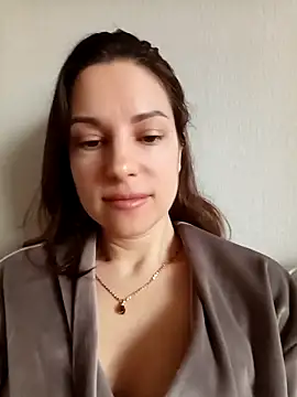 She-Moon online show from 03/31/26, 06:37